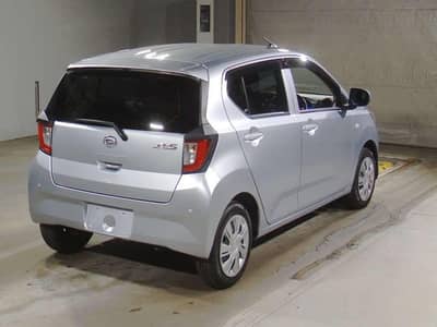 Daihatsu Mira 2022