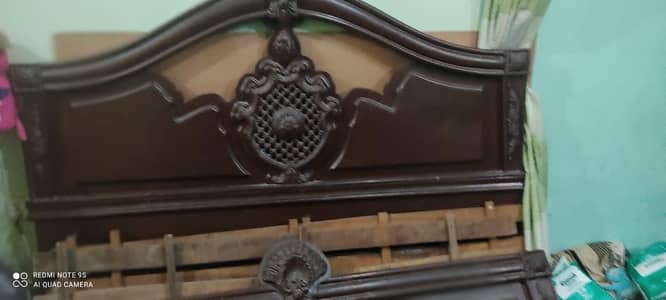 wooden bed set