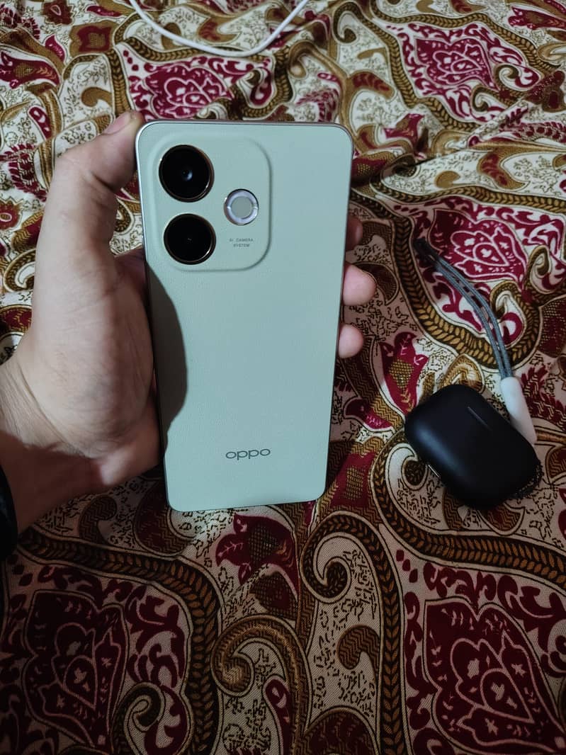 OPPO A5 Pro 0