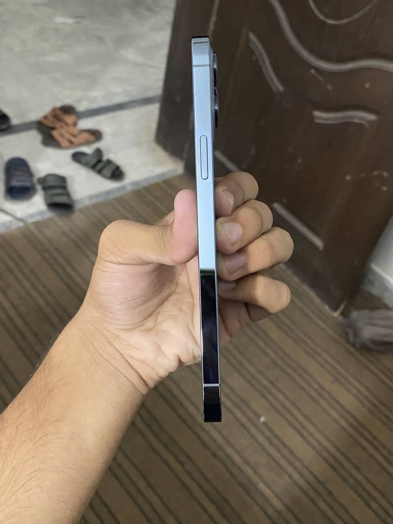 Apple iPhone 12 Pro Max 6