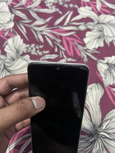 Opp A15S 4 gb ram 64 gb memory