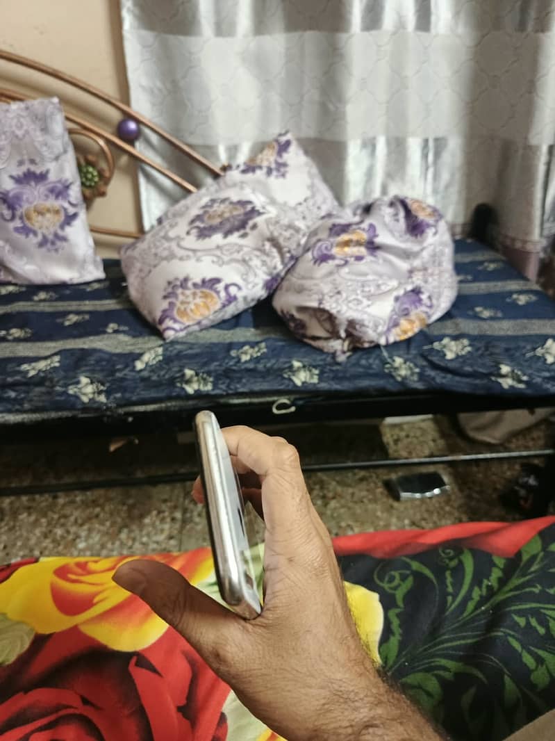 Apple iPhone X 256gb pta approve 2