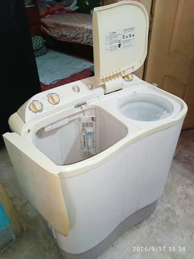 03181183461 Haier washing machine twin tub model number HWM-80-113S