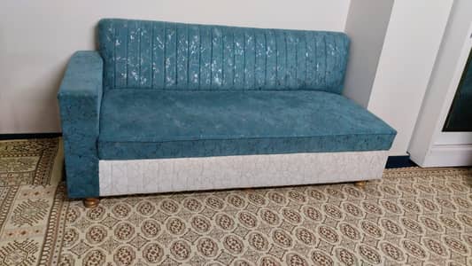 L shape sofa with 2 couches