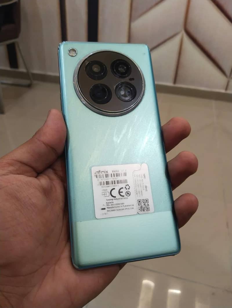Infinix Zero 40 4