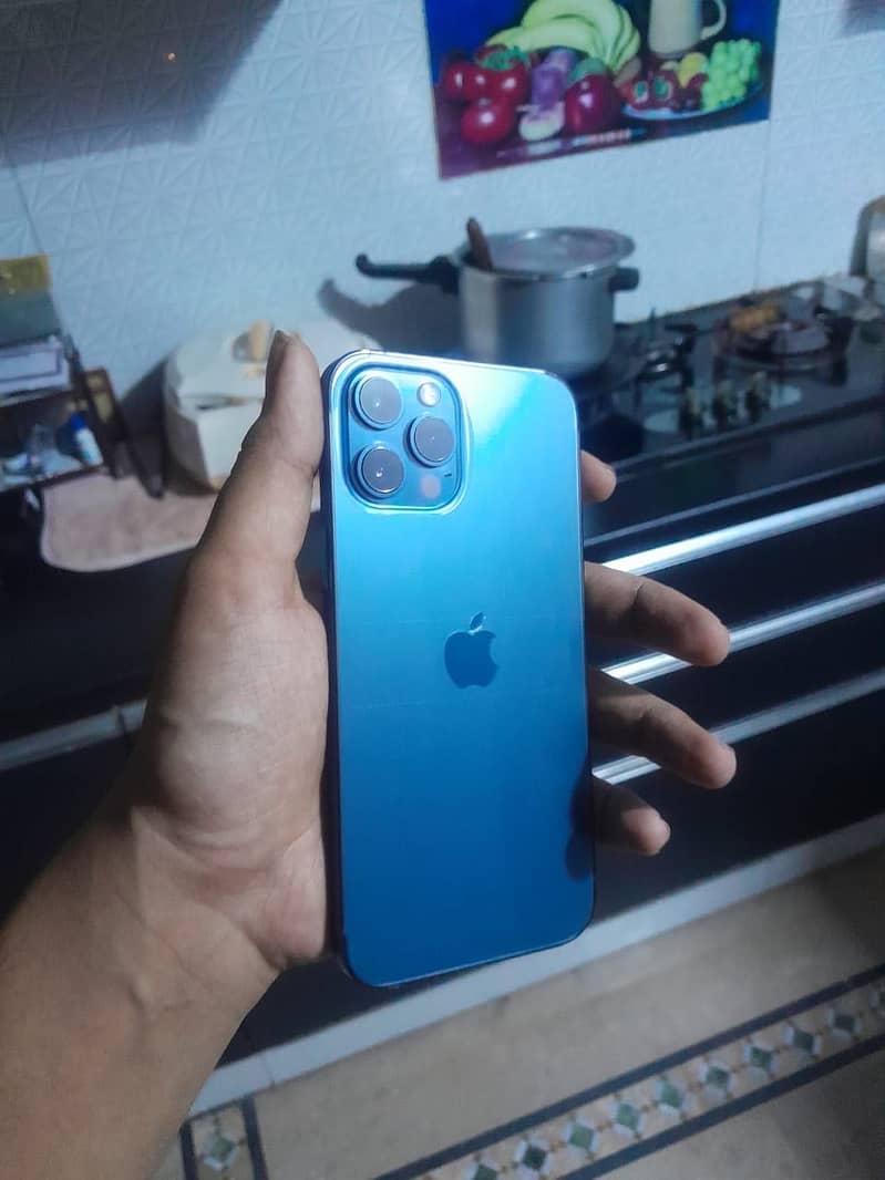 Iphone 12 pro max 0