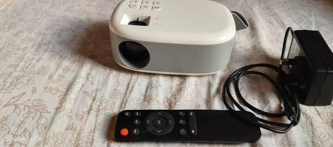 Mini Color Projector for best presentation