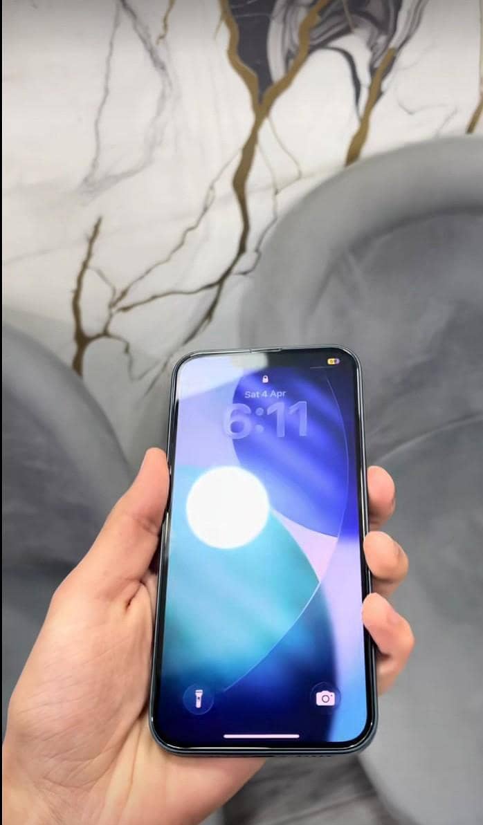 Apple iPhone 13 1