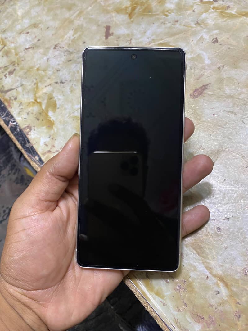 Google Pixel 7 4