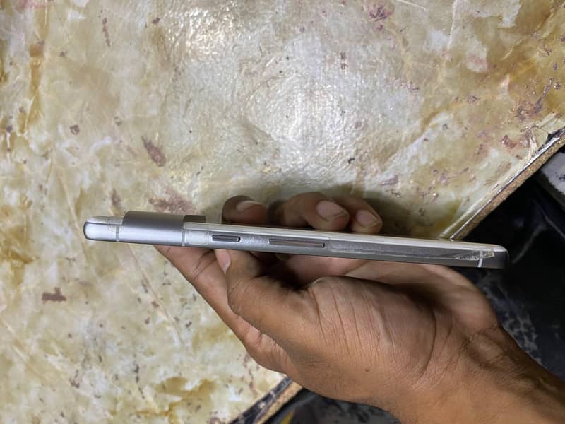 Google Pixel 7 6