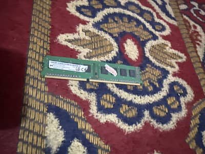 Ram 4gb for pc 2 pcs and 1 pcs available