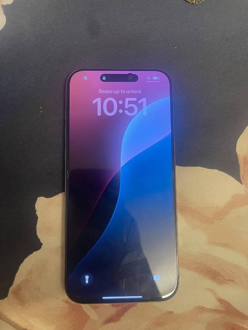 Apple iPhone 16 Pro Max 3