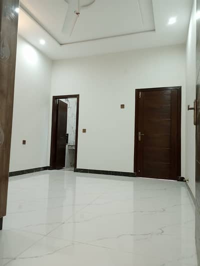 10 MARLA LOWER PORTION IS VACANT FOR RENT IN LDA AVENUE 1 HOT LOCATION