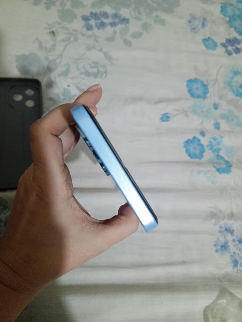 Realme note 3