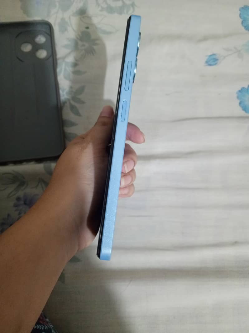 Realme note 4