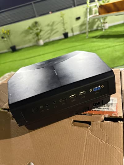 COOAU Projector