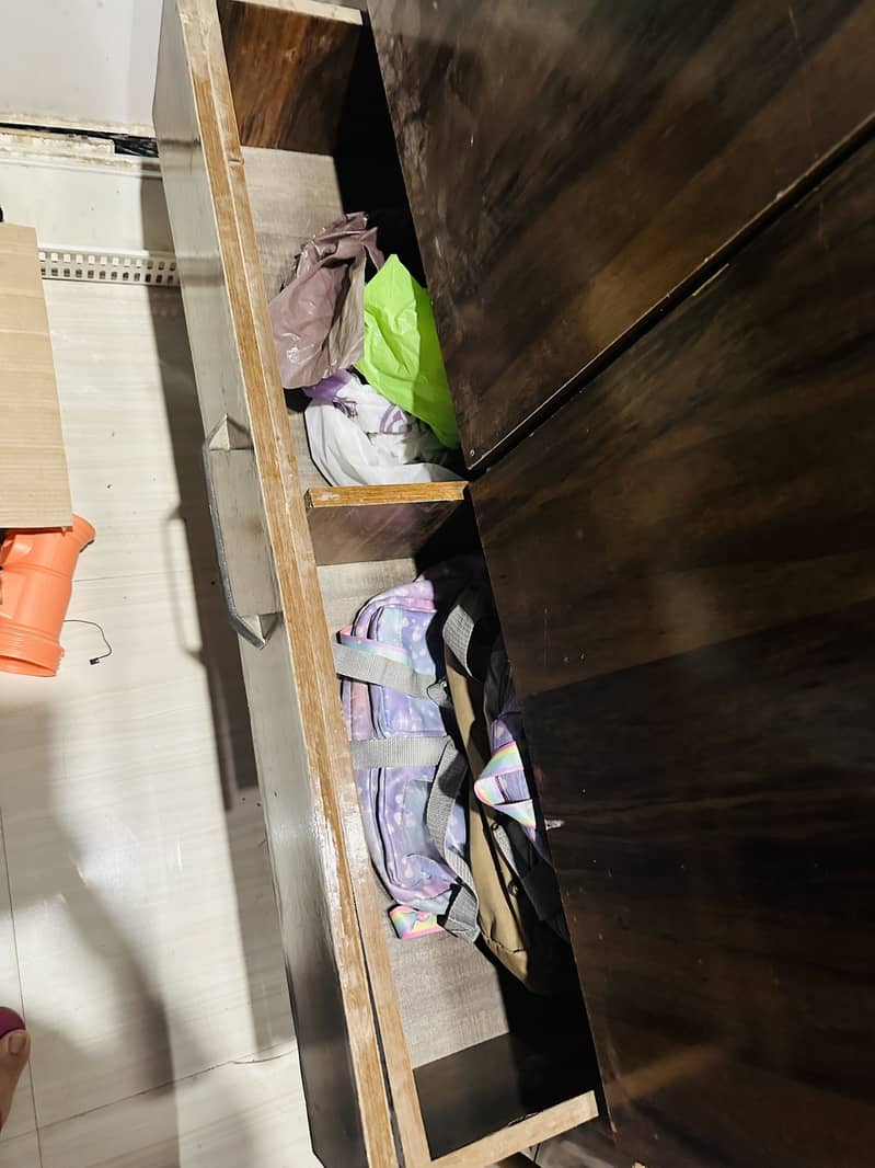 Outside cabinet 4