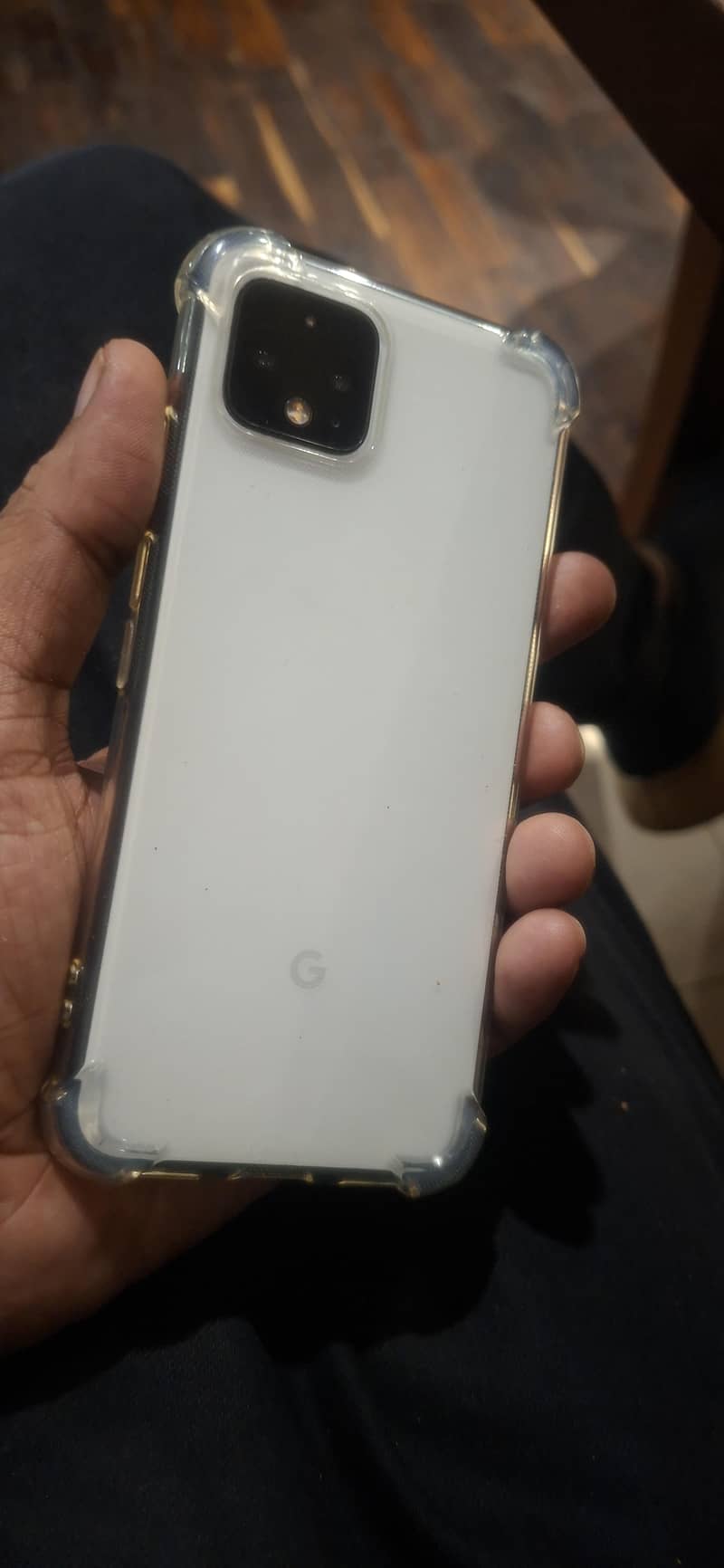 Google Pixel 4 3