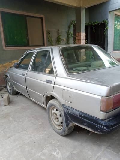 Nissan sunny 1988