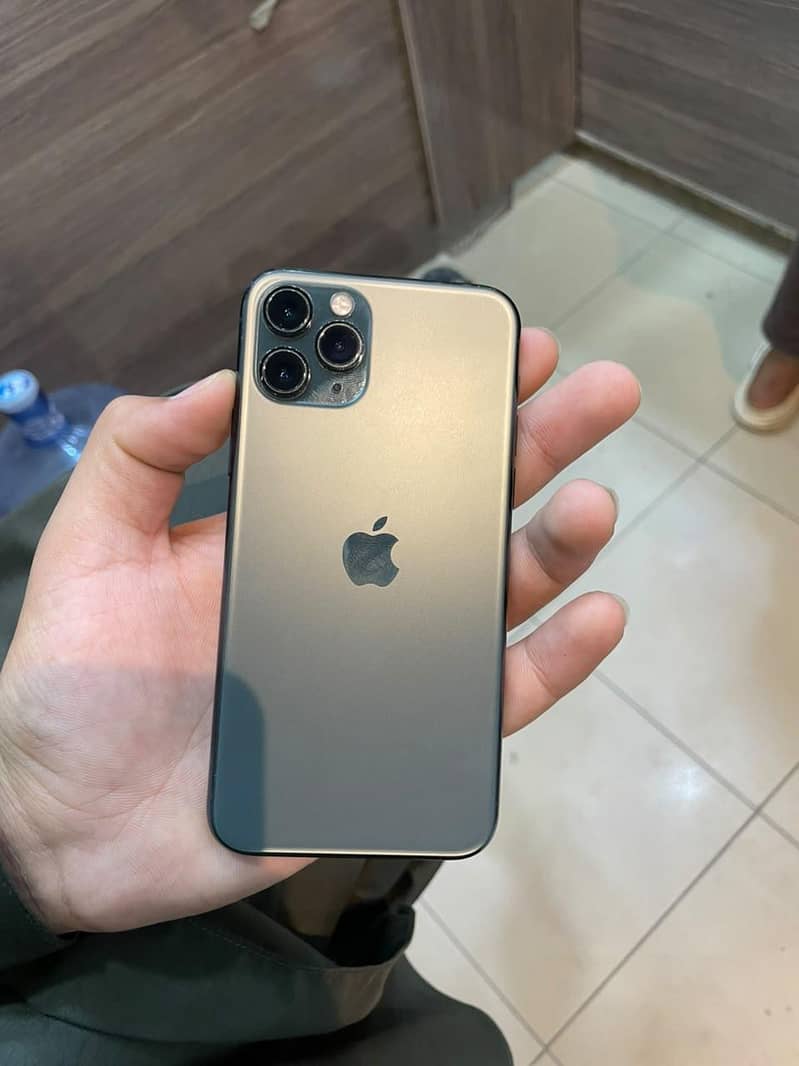 Apple iPhone 11 Pro 0
