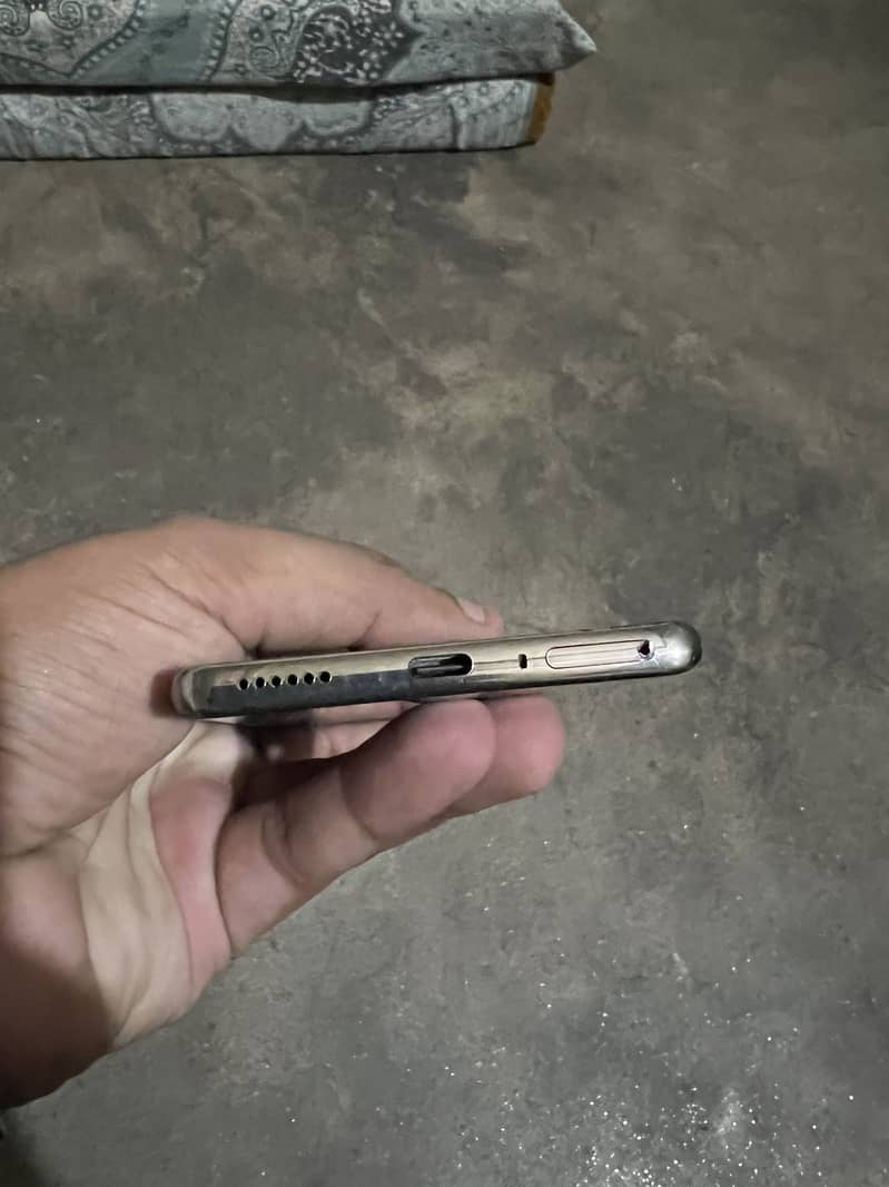 Tecno CAMON 40 Pro 3