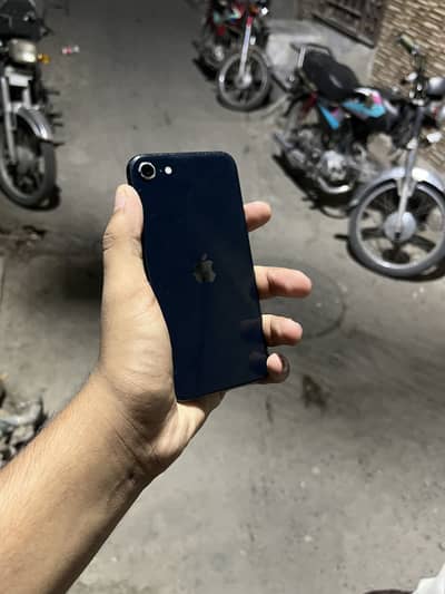 Apple iPhone SE