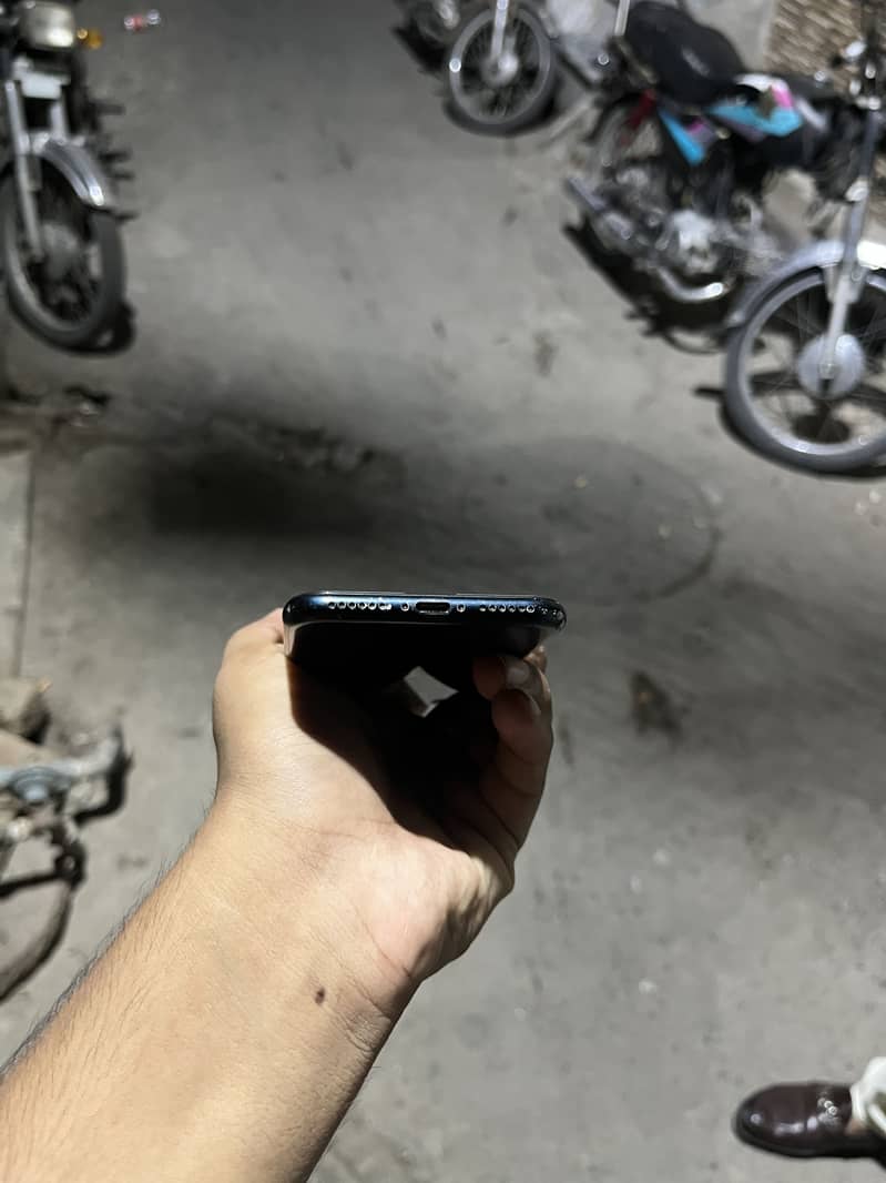 Apple iPhone SE 2