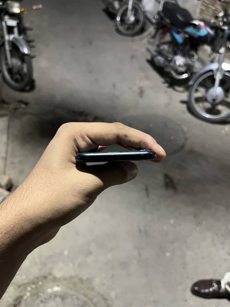Apple iPhone SE 5