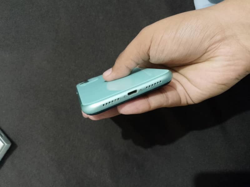 Apple iPhone 11 1