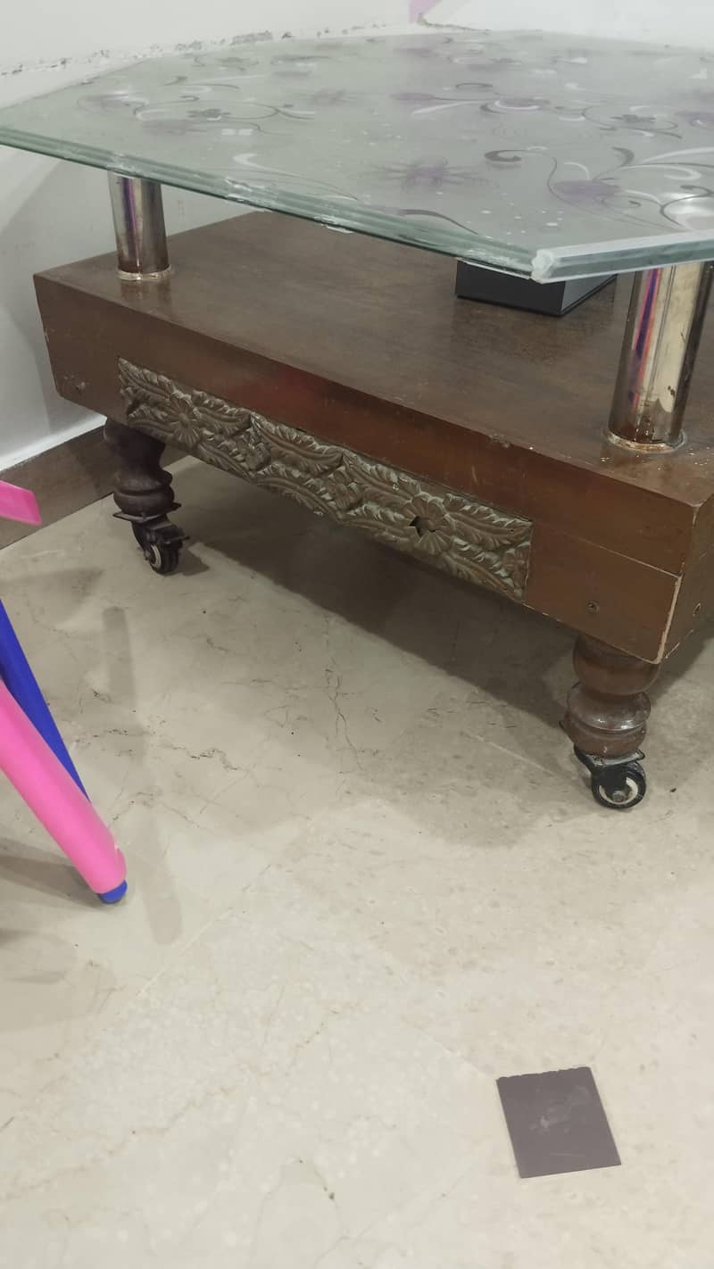 glass dining table 1