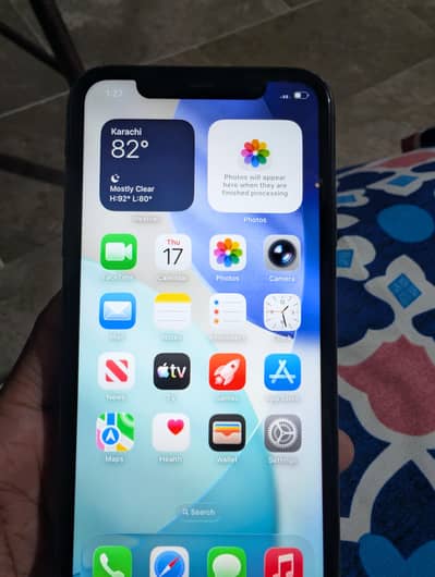 Apple iPhone 11