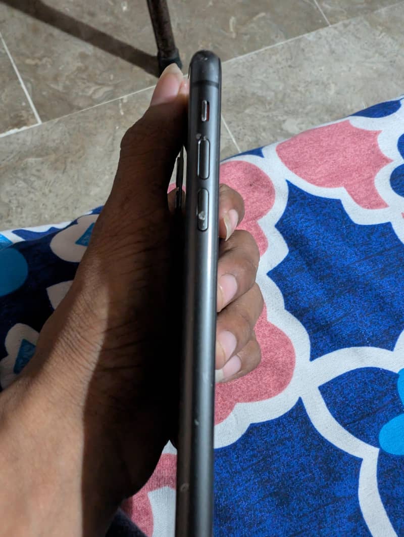 Apple iPhone 11 2