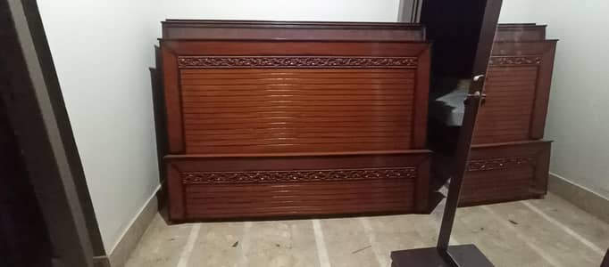 Bed sets( ghar ka furniture)