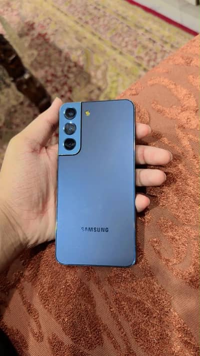 Samsung Mobile S22