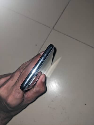 Samsung Mobile S20 Plus