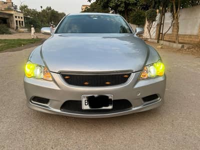 Toyota Mark X 250G 2004 model excellent condition