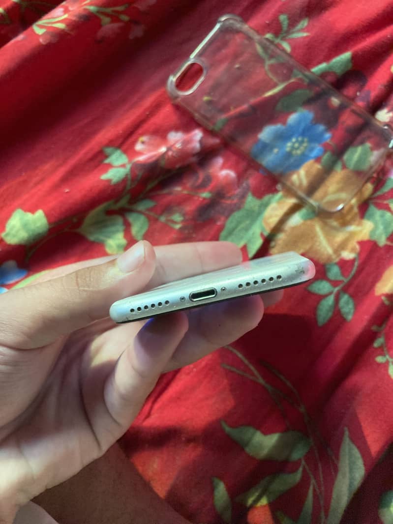 Apple iPhone SE 3