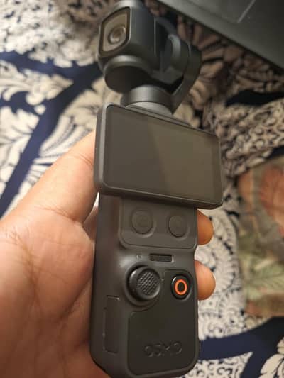 DJI osmo pocket 4 - standard combo - 1 year official warranty