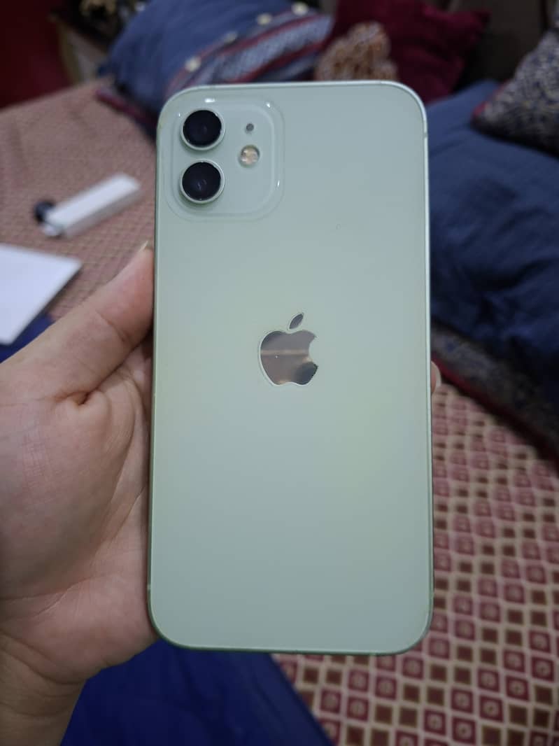 Apple iPhone 12 0