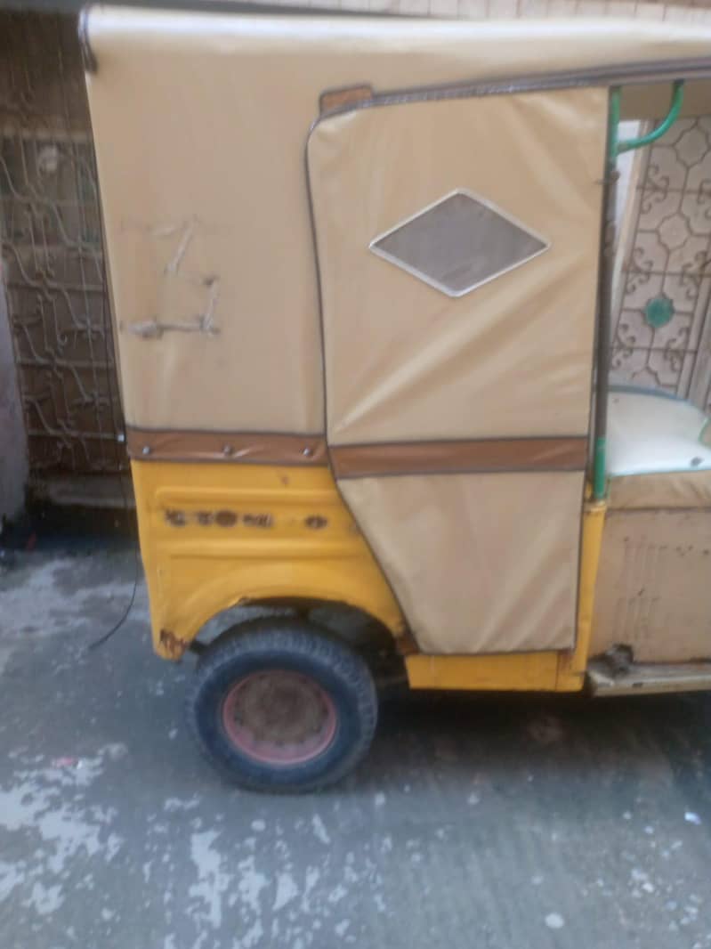 Auto Rickshaw 4