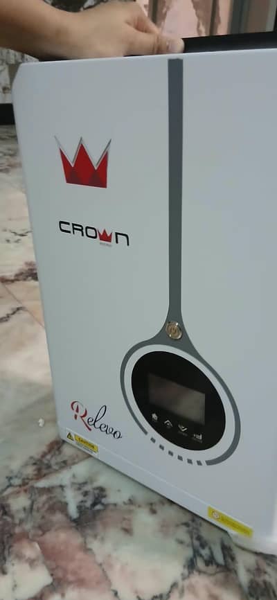 Brand New 6.2kw Hybrid Solar inverter  Crown