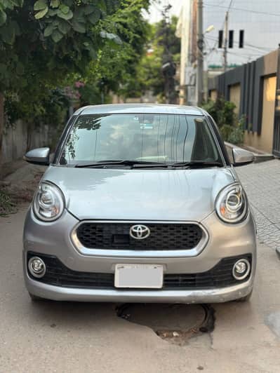 Toyota Passo MODA 2017 model new shape full option excellent condition
