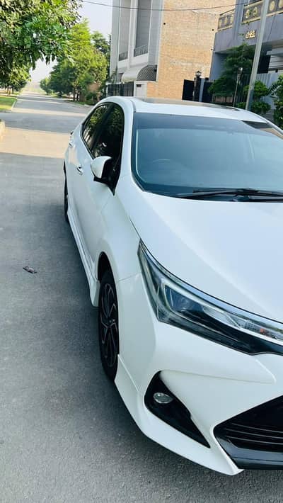 Toyota grande 2025 black interior