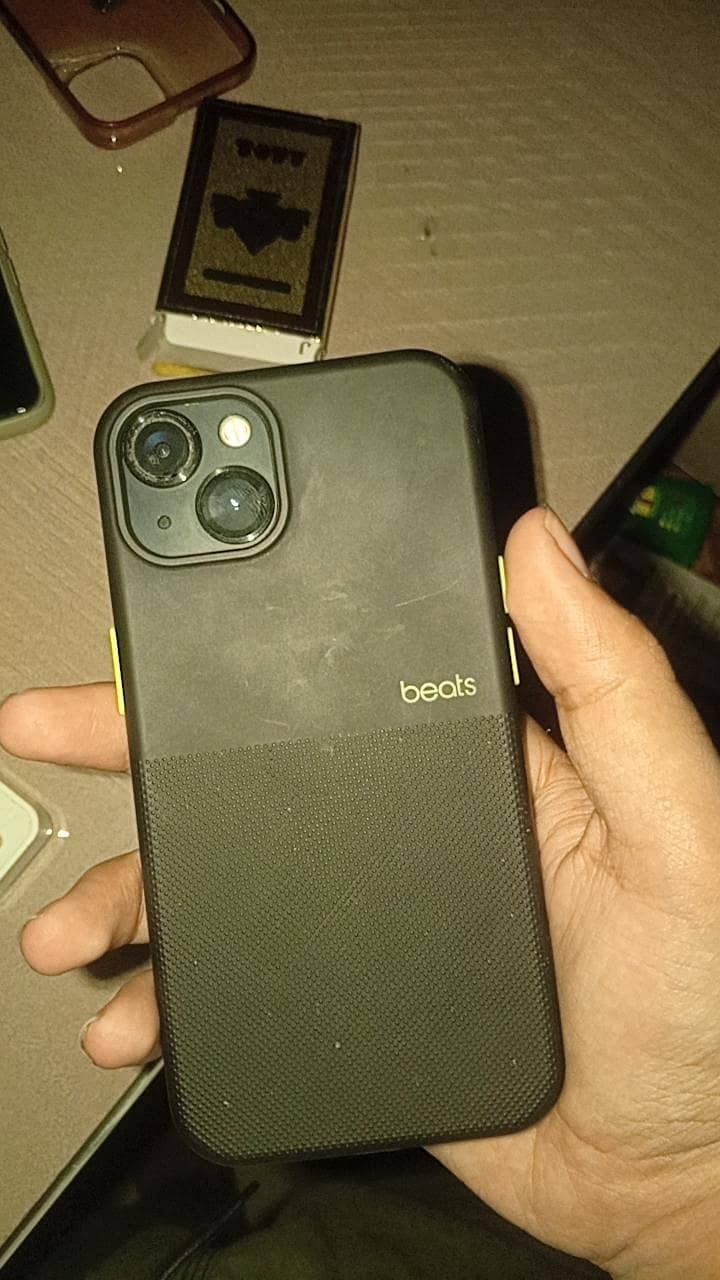 Apple iPhone 13 0
