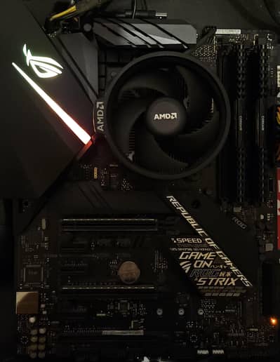Asus Rog Strix X470-F gaming with Ryzen 5 2600 16gb corsair ram cl15