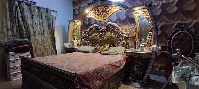 King Size Chiniot Bed Set With Side Tables, Mattress & Dressing Table