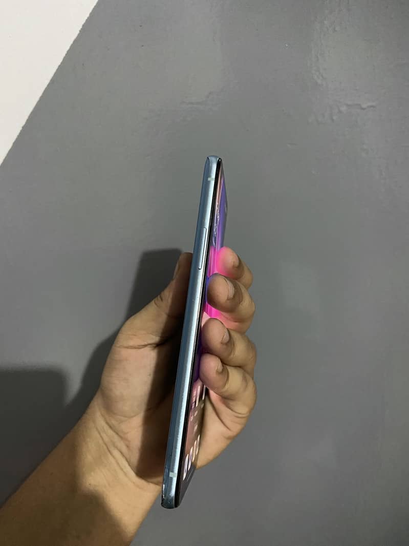 One Plus 9 6