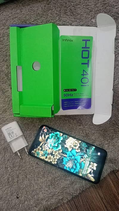 Infinix Hot 40i + Original charger + Box