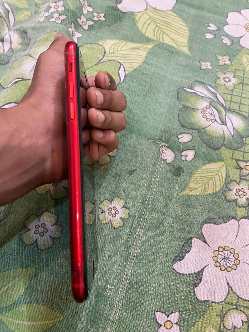 Apple iPhone 8 Plus 0