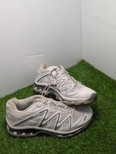 Salomon Chassis Preloved Shoes